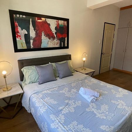 Spacious 1 Bedroom Unit Forbeswood Heights タギッグ エクステリア 写真