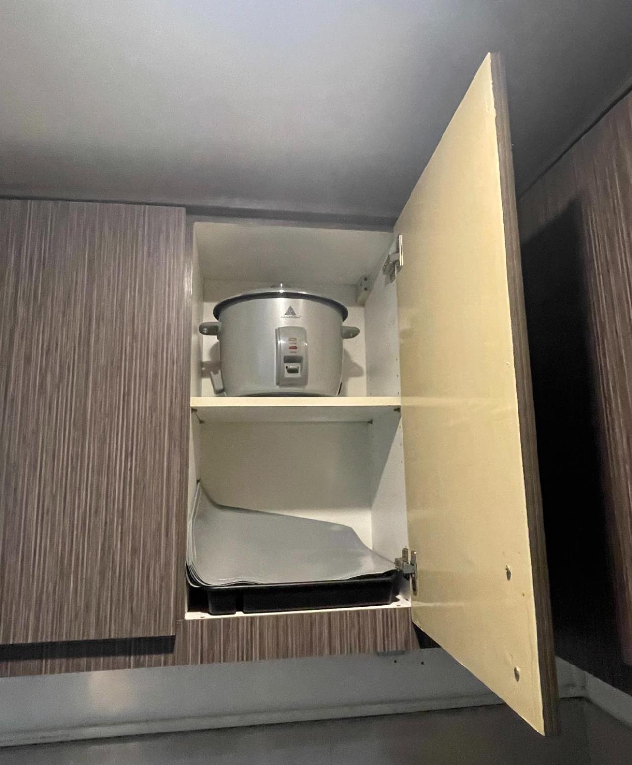 Spacious 1 Bedroom Unit Forbeswood Heights タギッグ エクステリア 写真